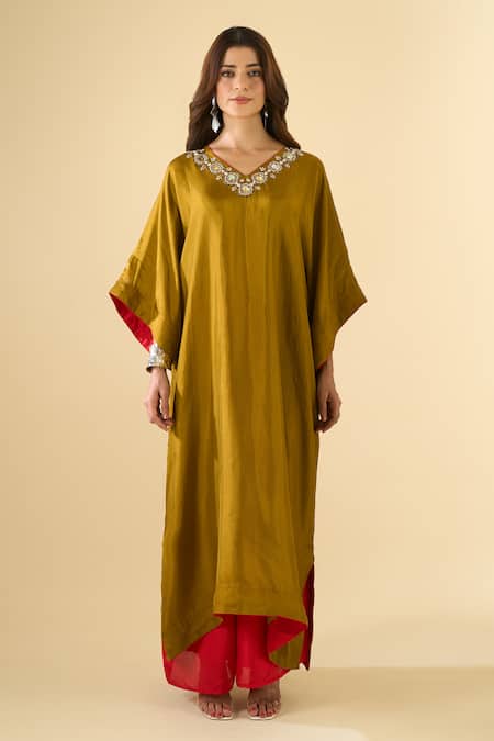 Naintara Bajaj Red Silk Mirrors V-neck Sheesh Cutdana Work Kaftan And Pant Set at Aza Fashions Naintara Bajaj_Red Silk Mirrors V-neck Sheesh Cutdana Work Kaftan And Pant Set _at_Aza_Fashions