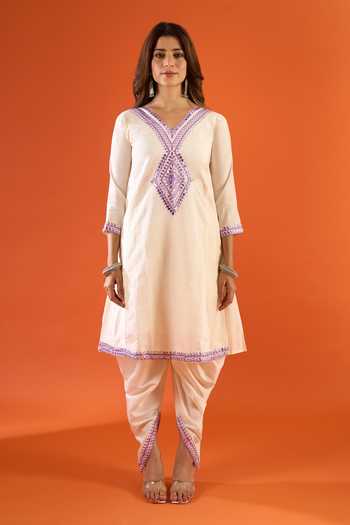 Shop_Khwaab By Sanjana Lakhani_White Silk, Organza Embroidery V-neck Roman Kurta Set _Online_at_Aza_Fashions