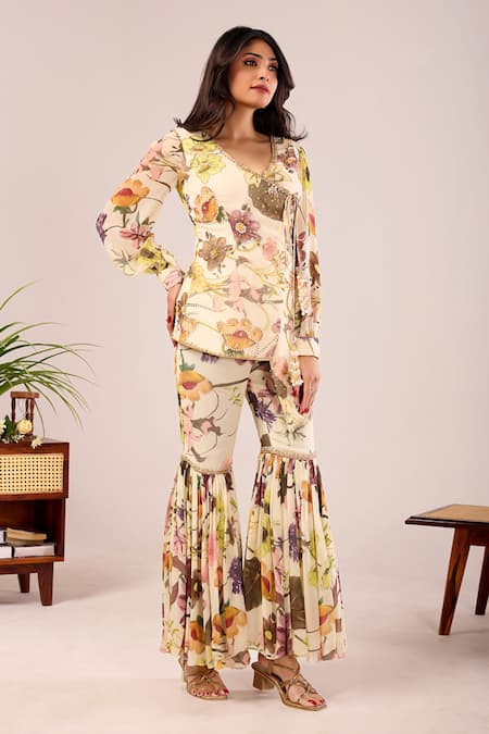 Damoiselle_Ivory Viscose Georgette Beads, Stones V-neck Dori Petal Printed Co-ord Pant Set _at_Aza_Fashions