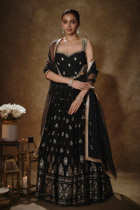 Renee label Shayra Embroidered Viscose Georgette Lehenga Set with Organza Dupatta 