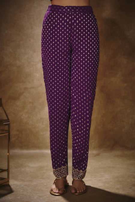 Renee label_Gold Viscose Georgette, Tissue Embroidery, Sequins, Meera Banarasi Kurta Set _Online_at_Aza_Fashions