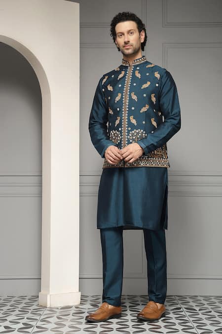 Soniya G Neel Darbar Embroidered Silk Blend Kurta Set 