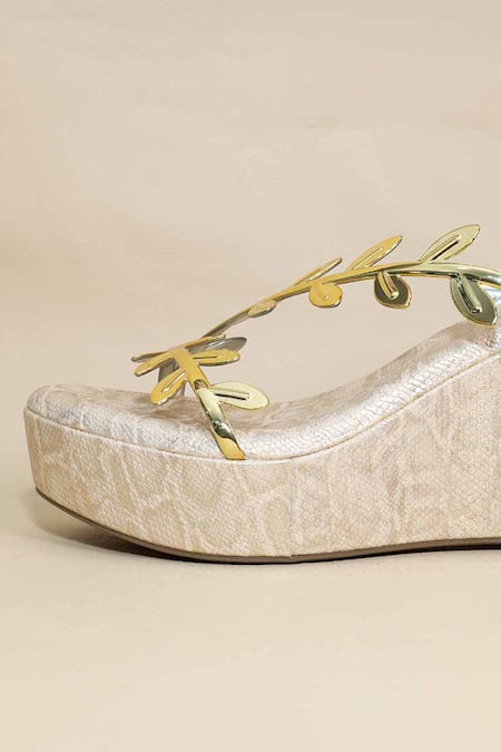 Sana K luxurious Footwear Gold Leafy Leapord Wedges Online at Aza Fashions Sana K luxurious Footwear_Gold Leafy Leapord Wedges _Online_at_Aza_Fashions