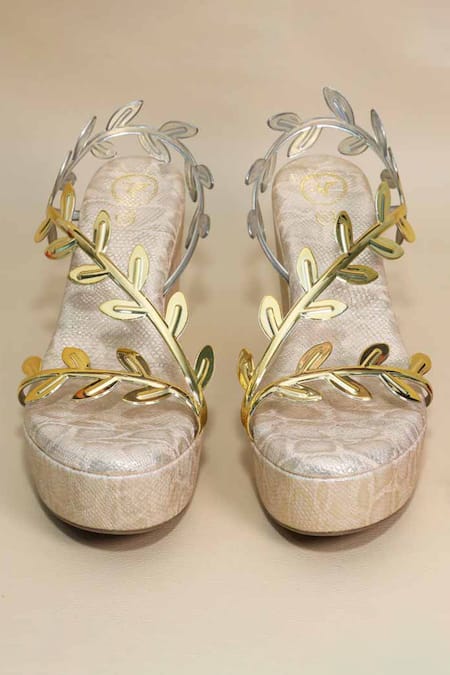 Sana K luxurious Footwear Gold Leafy Leapord Wedges at Aza Fashions Sana K luxurious Footwear_Gold Leafy Leapord Wedges _at_Aza_Fashions