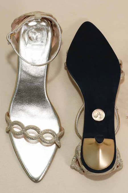 Sana K luxurious Footwear Scallop Synthetic Leather Kitten Heels 