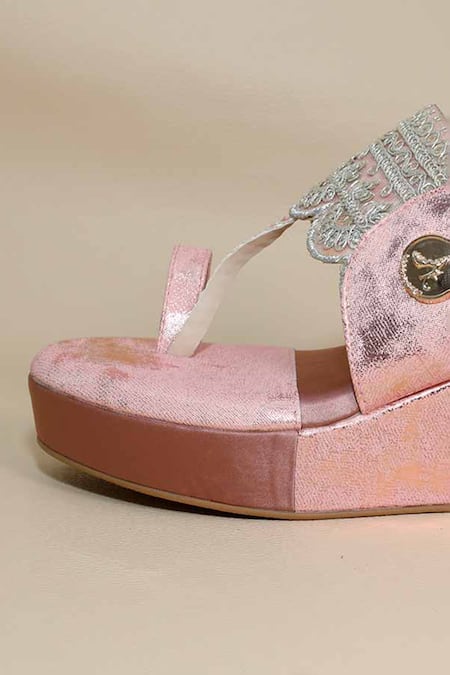 Buy Sana K luxurious Footwear Pink Embroidery, Zari, Metallic Thread Strap Kolhapuri Wedges Online at Aza Fashions Buy_Sana K luxurious Footwear_Pink Embroidery, Zari, Metallic Thread Strap Kolhapuri Wedges _Online_at_Aza_Fashions