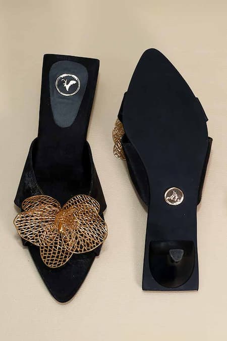 Sana K luxurious Footwear Gold Flower Black Kitten Heels 