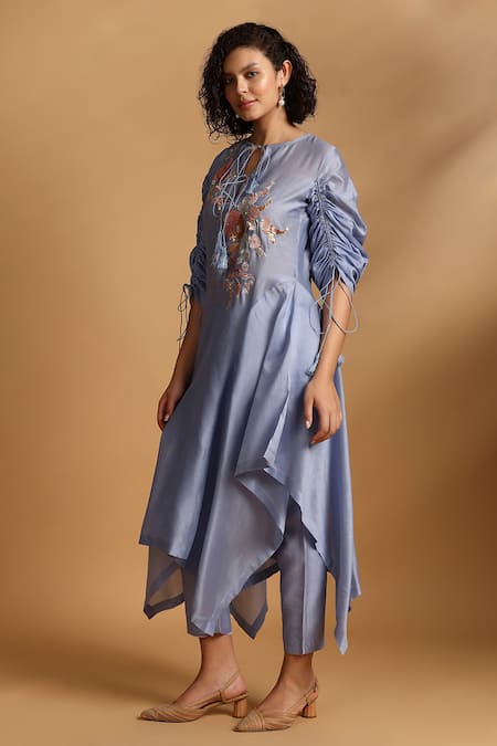Buy_GOLDN_Blue Chanderi Silk Embroidery Keyhole Neck Hand Kurta Set _Online_at_Aza_Fashions