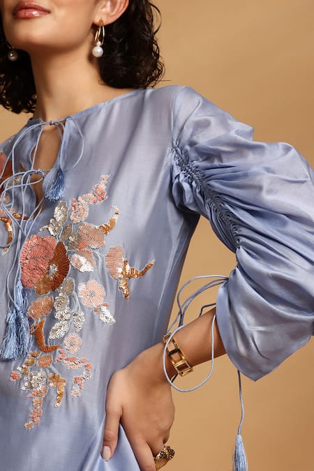 Shop_GOLDN_Blue Chanderi Silk Embroidery Keyhole Neck Hand Kurta Set _Online_at_Aza_Fashions