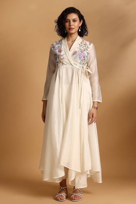 Buy_GOLDN_Beige Chanderi Silk Embroidery Shawl Neck, Yes Hand Angarkha And Trouser Set _Online_at_Aza_Fashions