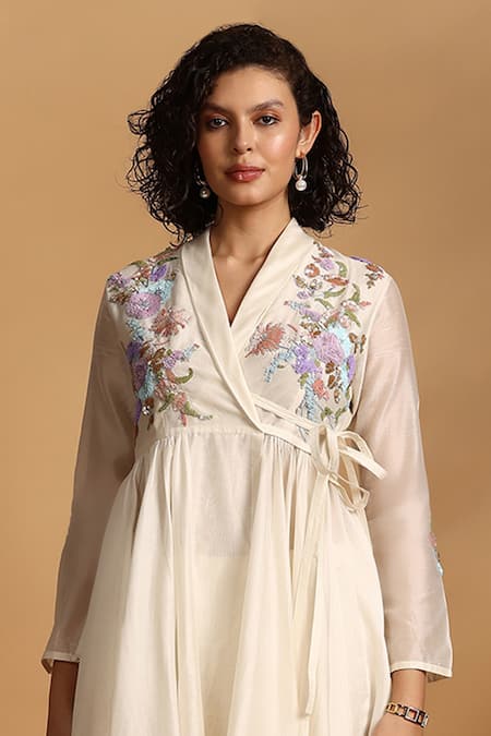 GOLDN_Beige Chanderi Silk Embroidery Shawl Neck, Yes Hand Angarkha And Trouser Set _at_Aza_Fashions