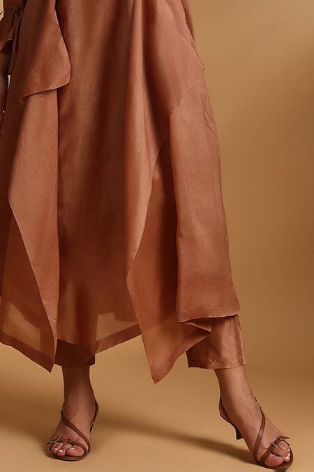 GOLDN_Brown Chanderi Silk Embroidery, Sequins, Zari V-neck Kurta And Trouser Set _Online_at_Aza_Fashions