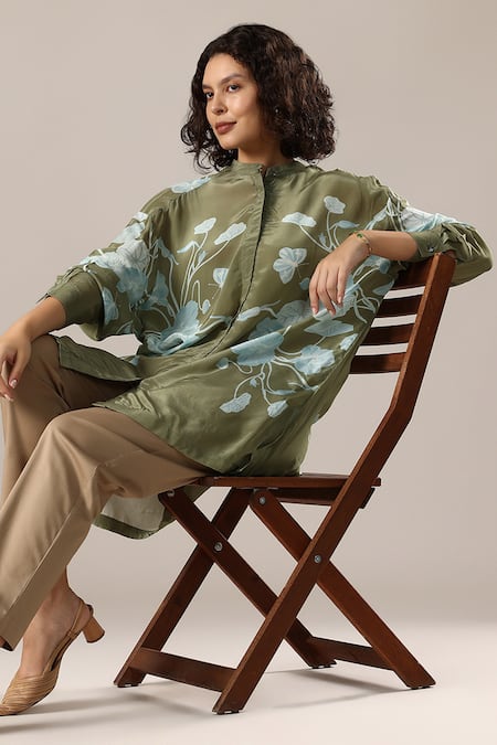 Buy_GOLDN_Green Crepe Mandarin Collar Printed Shirt Tunic _Online_at_Aza_Fashions