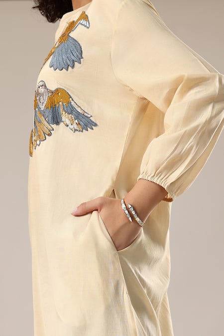 Buy GOLDN Cream Chanderi Silk Embroidery Mandarin Collar Hand Kurta And Trouser Set Online at Aza Fashions Buy_GOLDN_Cream Chanderi Silk Embroidery Mandarin Collar Hand Kurta And Trouser Set _Online_at_Aza_Fashions