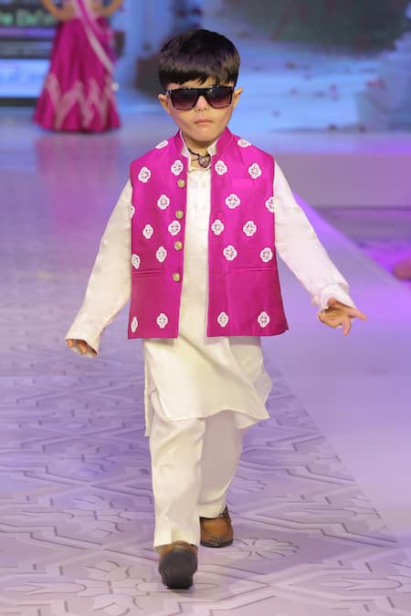 Yuvraani Jaipur_Magenta Silk, Cotton, Taffeta Embroidery Hand Bundi Kurta Set _at_Aza_Fashions