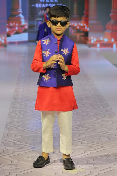 Yuvraani Jaipur_Blue Taffeta, Cotton, Silk Embroidery Hand Bundi Set _at_Aza_Fashions