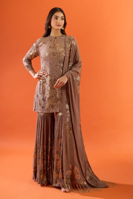 Nakul Sen Embroidered Kurta Set 