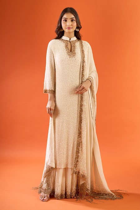 Nakul Sen Embroidered Kurta Set 