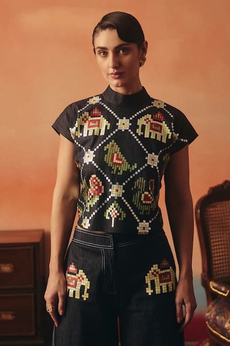 Pooja Rajgarhia Gupta Mithu Ikat Pattern Top & Pant Co-ord Set 
