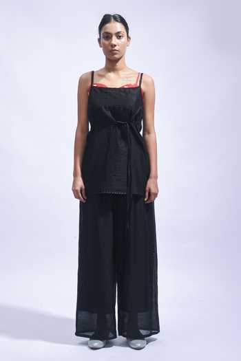 JAYATI GOENKA_Red Chanderi Silk Square Neck Top And Pant Set _Online_at_Aza_Fashions