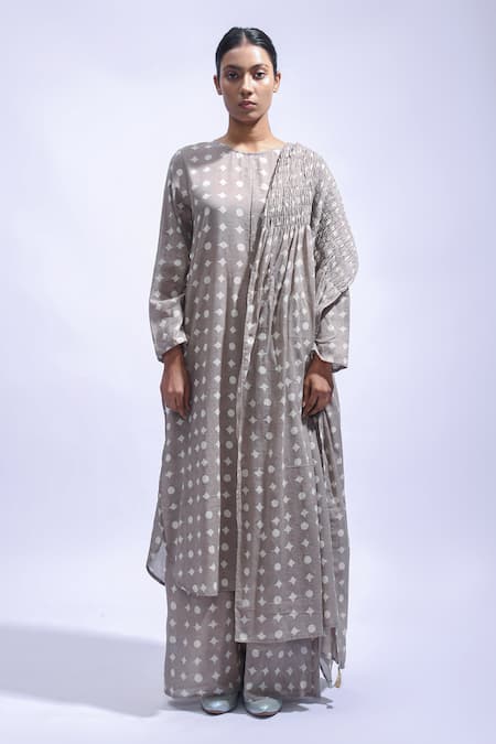 Buy JAYATI GOENKA Grey Cotton Smocking Round Neck Mud Block Printed Kurta Set Online at Aza Fashions Buy_JAYATI GOENKA_Grey Cotton Smocking Round Neck Mud Block Printed Kurta Set _Online_at_Aza_Fashions