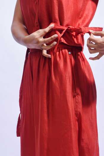JAYATI GOENKA_Red Chanderi Silk V-neck Crimson Vest And Pant Set _at_Aza_Fashions