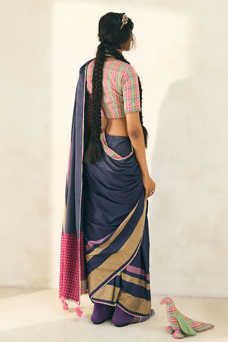 Swatti Kapoor Lila Handwoven Saree With Blouse 