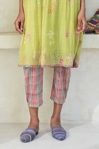 Buy_Swatti Kapoor_Pink Chanderi Tassels Round Neck James Handwoven Kurta Set 