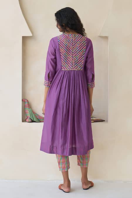 Swatti Kapoor Kathy Handwoven Kurta With Slip