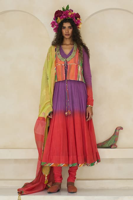 Swatti Kapoor_Red Chanderi, Cotton, Lycra Tassels, Beads V-neck Emily Handwoven Kurta Set _at_Aza_Fashions