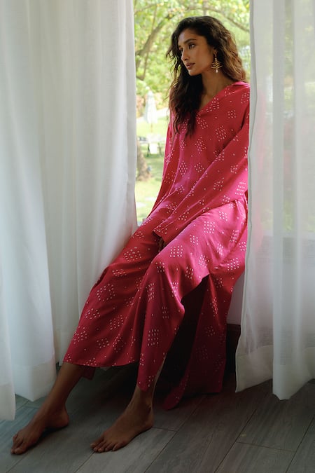 Ituvana Suma Silk Bandhani Kaftan 