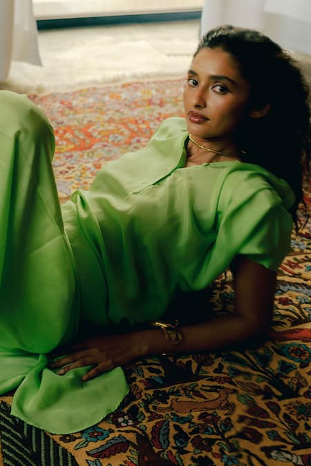 Ituvana Virya Mandarin Collar Kurta & Pant Set 