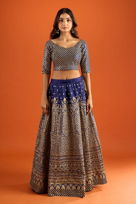Buy_Naintara Bajaj_Blue Silk Zari Sweetheart Neck Embroidered Lehenga Set 