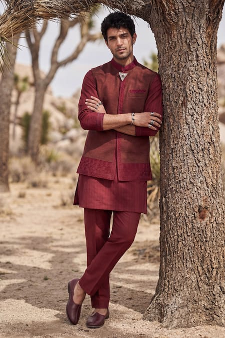 Shop_Bubber Couture_Maroon Silk Embroidery Celtic Bundi 