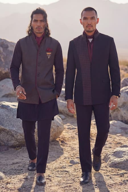 Buy_Bubber Couture_Black Silk, Cotton Embroidery Linear Diamond Pattern Bundi _Online_at_Aza_Fashions