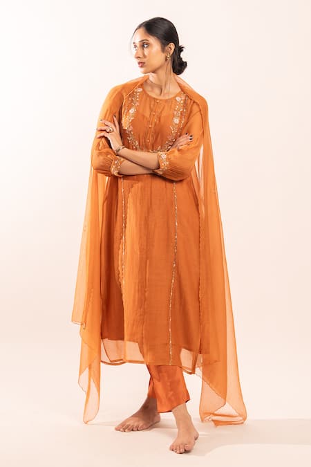 Buy_Tatwa_Orange Chanderi Embroidery Round Neck Resham Kurta Set 
