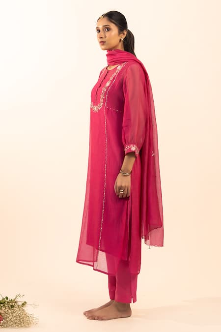 Buy_Tatwa_Pink Chanderi Embroidery Round Neck Kurta Set _Online_at_Aza_Fashions