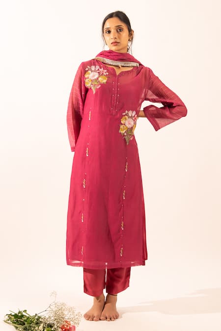 Tatwa Resham Embroidered Kurta Set 
