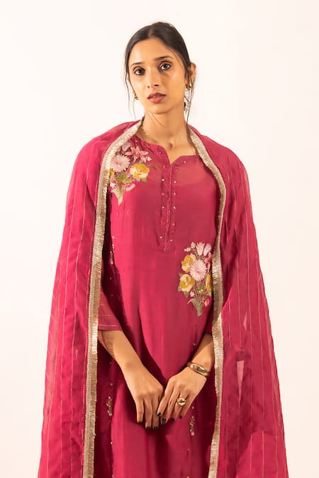 Buy_Tatwa_Pink Chanderi Embroidery Round Neck Resham Kurta Set 
