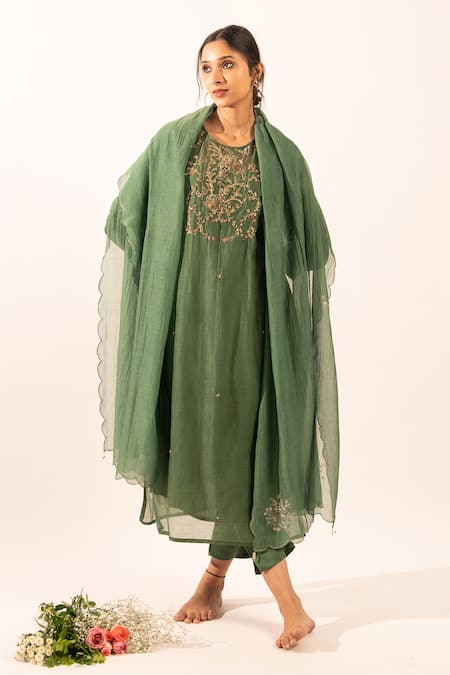 Tatwa Resham Embroidered Kurta Set 