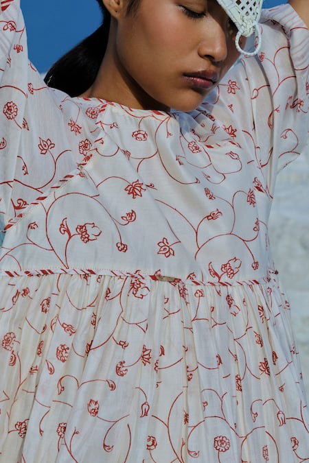 Buy_Ahmev_Ivory Cotton, Chanderi Round Neck Taya Raglan Top _Online_at_Aza_Fashions