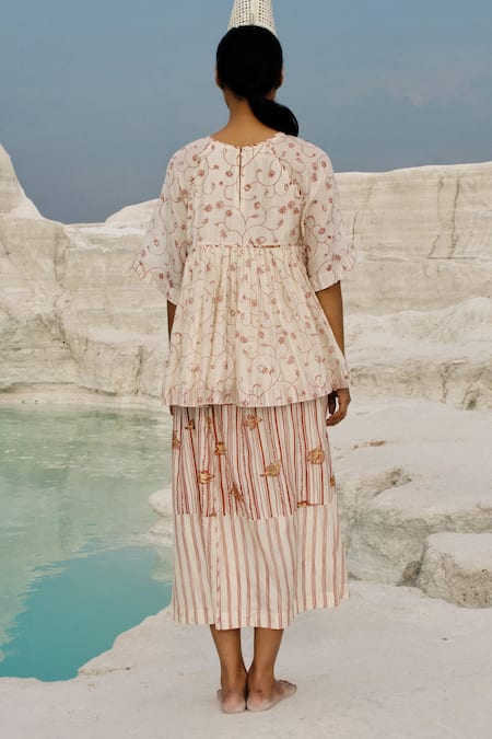 Ahmev Taya Raglan Top 