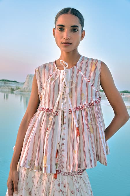 Ahmev Pwint Tie Up Top 