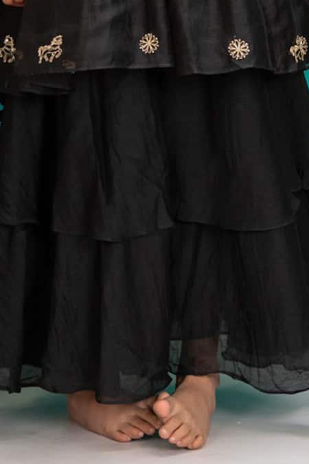 Shruti Jalan_Black Chanderi Zari Peplum Kurta Set _Online_at_Aza_Fashions