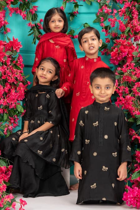 Shop_Shruti Jalan_Black Chanderi Zari Peplum Kurta Set _Online_at_Aza_Fashions