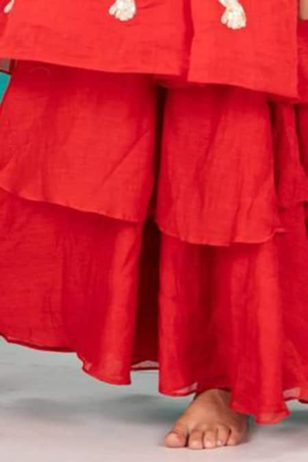 Shruti Jalan_Gold Chanderi Embroidery, Sequins, Zari Sleeveless Peplum Kurta Gharara Set _Online_at_Aza_Fashions