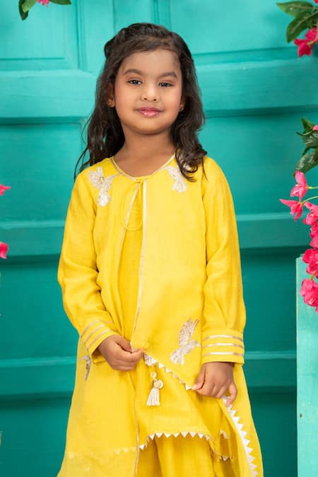 Shruti Jalan Bird Embroidered Chanderi Mal Kurta Set 