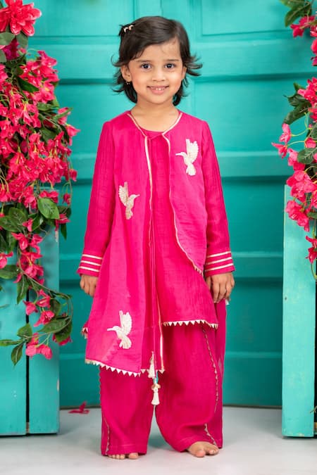 Shruti Jalan Bird Embroidered Chanderi Mal Kurta Set 