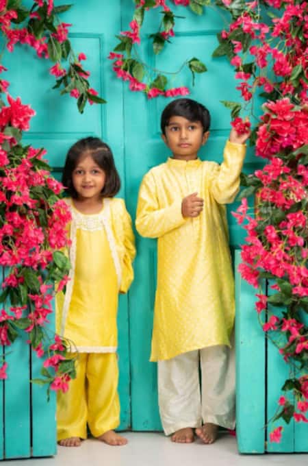 Shruti Jalan_Yellow Chanderi Bandhani Pattern Cape Palazzo Set _Online_at_Aza_Fashions