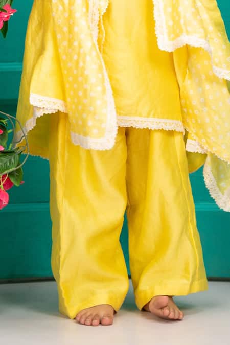 Buy_Shruti Jalan_Yellow Chanderi Bandhani Pattern Cape Palazzo Set _Online_at_Aza_Fashions
